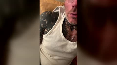 Snapshot of javatlop chatting on December 2025 09:31:02 PM javatlop online show from December 2025 09:31:02 PM