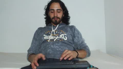 jave_rave online show from March 2026 03:28:01 AM