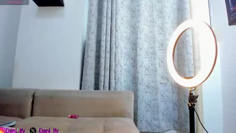 dani and javi online show from February 2026 10:41:02 PM