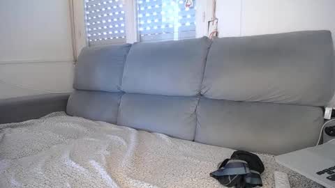 Javier  online show from February 2025 06:23:01 PM