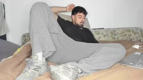 Javier  online show from May 2026 07:32:01 PM