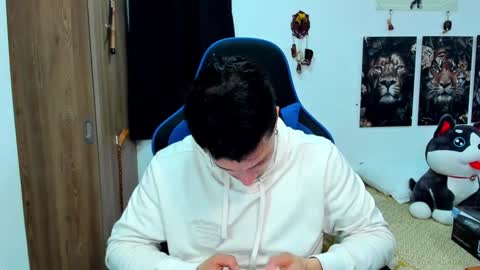 Snapshot of javiersexymann chatting on December 2024 04:14:01 AM Javier online show from December 2024 04:14:01 AM