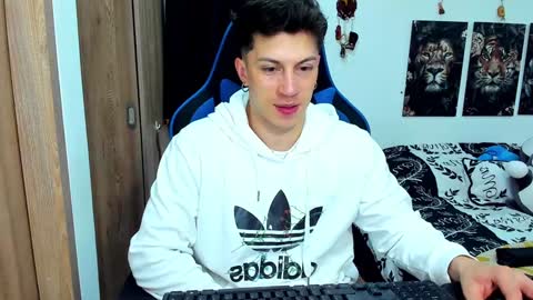 Snapshot of javiersexymann chatting on January 2025 05:35:01 AM Javier online show from January 2025 05:35:01 AM