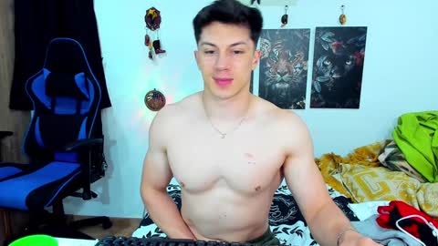 Snapshot of javiersexymann chatting on January 2025 11:28:01 PM Javier online show from January 2025 11:28:01 PM