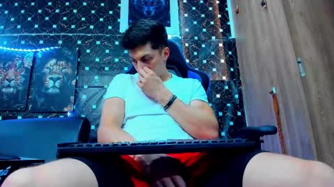 Snapshot of javiersexymann chatting on September 2025 06:52:02 PM Javier online show from September 2025 06:52:02 PM