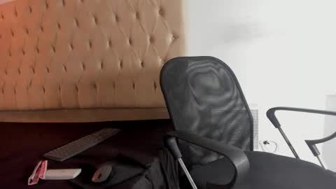 jax_maliq online show from September 2025 02:55:02 AM