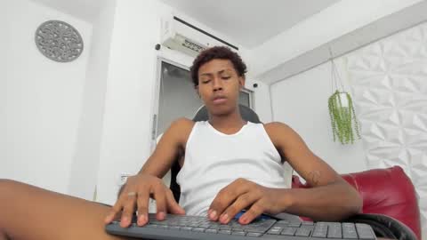 jax_maliq online show from October 2025 12:42:02 AM