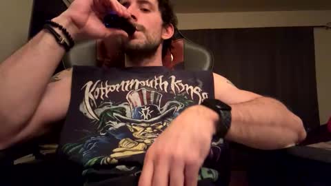 jaxjohnson12 online show from December 2025 11:45:01 PM