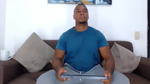 Snapshot of jay_smit chatting on February 2025 03:18:01 AM jay smit online show from February 2025 03:18:01 AM