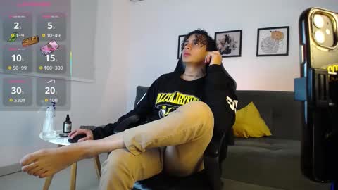 Snapshot of jay_taylors chatting on January 2026 10:37:01 PM Jay Taylors online show from January 2026 10:37:01 PM