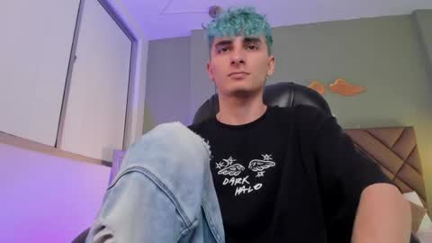 Snapshot of jaydenvillalobos chatting on September 2025 07:08:02 PM jaydenvillalobos online show from September 2025 07:08:02 PM