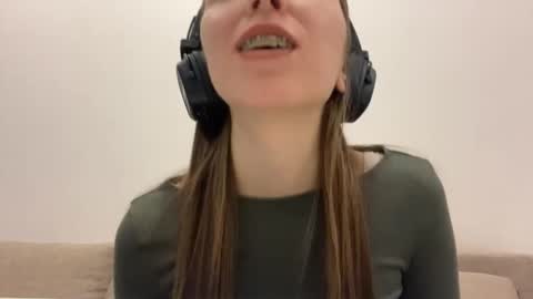 Snapshot of jayehubiak chatting on February 2026 12:17:02 PM Isabella Rose online show from February 2026 12:17:02 PM