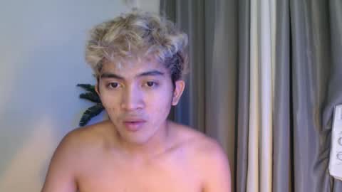 jaysee_hugecox online show from June 2026 04:09:01 PM