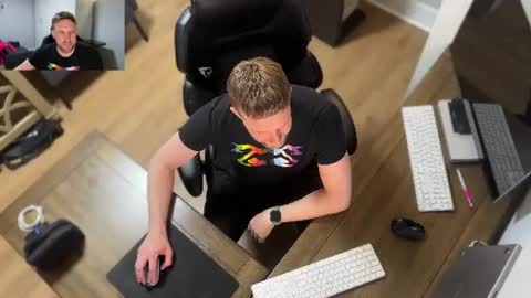 Snapshot of jaytaylorxxx chatting on June 2026 09:46:01 PM Jay Taylor online show from June 2026 09:46:01 PM