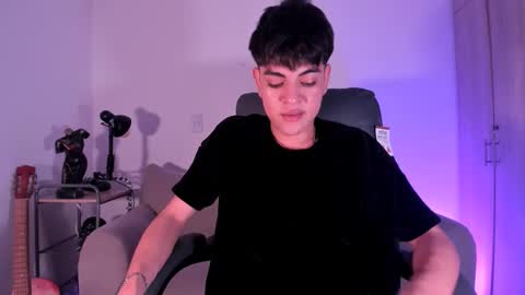 Snapshot of jaythomax chatting on February 2025 10:46:01 AM jaythomax online show from February 2025 10:46:01 AM