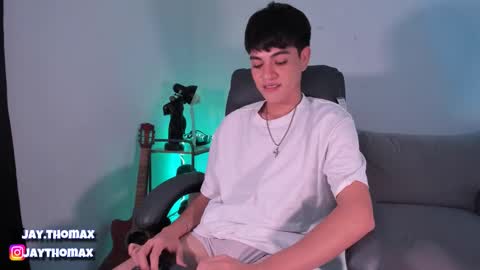 Snapshot of jaythomax chatting on February 2025 09:04:01 PM jaythomax online show from February 2025 09:04:01 PM