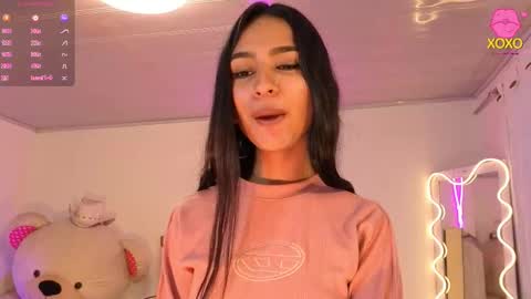 Jazmin  online show from October 2025 11:39:02 AM