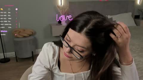 Snapshot of jazminenakano chatting on October 2025 07:20:02 AM Mira the personal mirage D online show from October 2025 07:20:02 AM