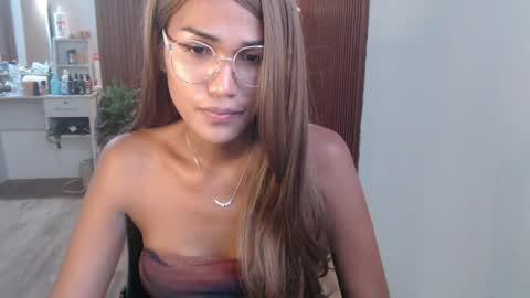 Snapshot of jazz0295 chatting on May 2026 04:28:01 AM jasmine online show from May 2026 04:28:01 AM