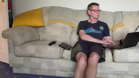 Snapshot of jcar57 chatting on January 2025 03:15:01 PM Jon online show from January 2025 03:15:01 PM