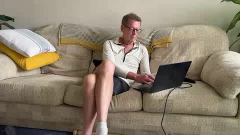 Snapshot of jcar57 chatting on September 2025 02:11:01 PM Jon online show from September 2025 02:11:01 PM