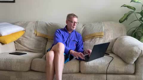 Snapshot of jcar57 chatting on October 2025 10:36:02 AM Jon online show from October 2025 10:36:02 AM