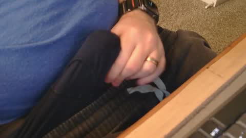 jcdogg11 online show from December 2024 01:46:01 PM