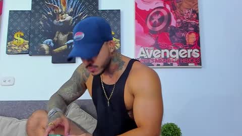 Jean  axelcrow       Modelo Independiente online show from January 2025 03:43:02 AM