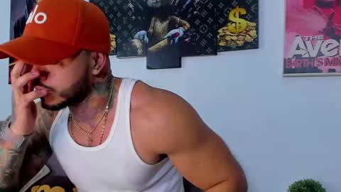 Jean  axelcrow       Modelo Independiente online show from March 2025 08:41:01 AM