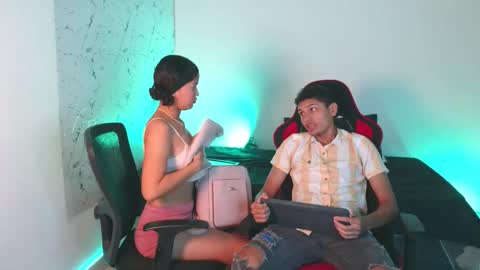 Jean Widow online show from November 2025 02:13:01 PM