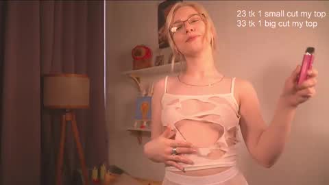 Jean online show from March 2025 09:02:02 AM