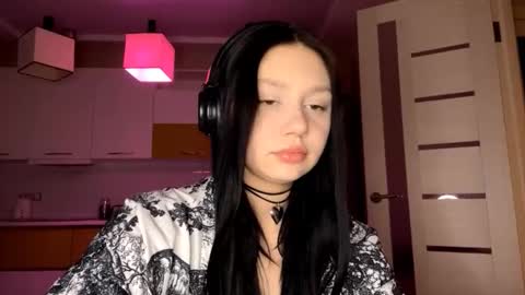 Snapshot of jeaneburroughs chatting on December 2025 03:18:02 PM Jeane online show from December 2025 03:18:02 PM