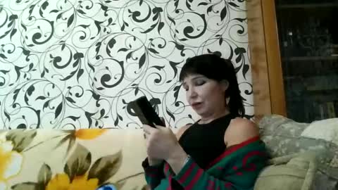 Snapshot of jeanedavis chatting on October 2025 12:24:02 PM JeaneDavis online show from October 2025 12:24:02 PM