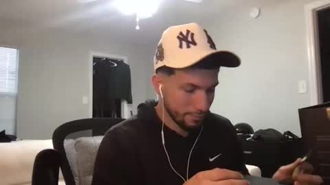 Snapshot of jeanwhitebianco chatting on November 2025 10:32:01 PM jeanwhitebianco online show from November 2025 10:32:01 PM