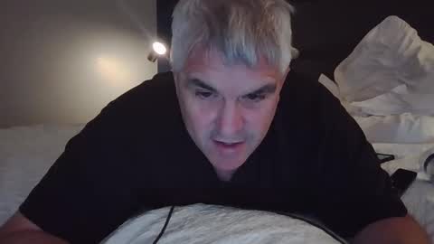 Snapshot of jecko71 chatting on December 2024 11:05:01 PM dadbody71 online show from December 2024 11:05:01 PM