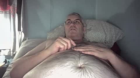 Snapshot of jecko71 chatting on February 2025 04:17:02 AM dadbody71 online show from February 2025 04:17:02 AM