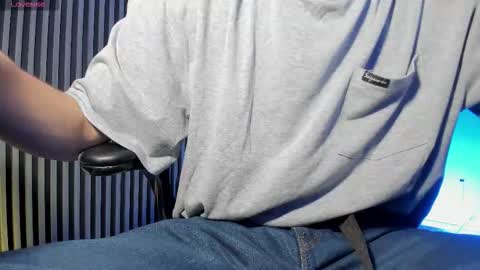 Snapshot of jefer_rick chatting on November 2025 12:04:01 PM Jeff online show from November 2025 12:04:01 PM