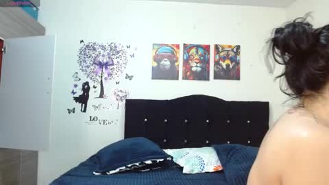 Snapshot of jeff_and_jade chatting on December 2024 11:22:01 AM jeff and jade online show from December 2024 11:22:01 AM