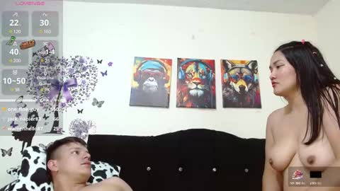 Snapshot of jeff_and_jade chatting on January 2025 05:29:02 PM jeff and jade online show from January 2025 05:29:02 PM