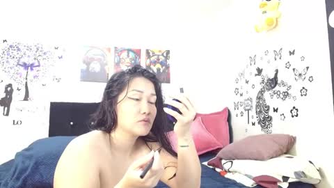 Snapshot of jeff_and_jade chatting on February 2025 11:10:02 AM jeff and jade online show from February 2025 11:10:02 AM