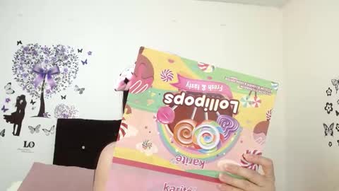 Snapshot of jeff_and_jade chatting on November 2025 11:45:01 AM jeff and jade online show from November 2025 11:45:01 AM