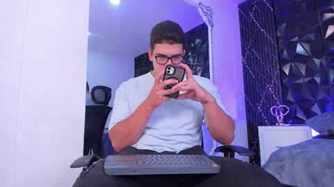 Jeff online show from December 2025 08:14:02 PM