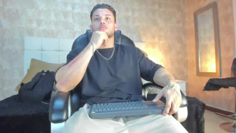 jeicob gagnon online show from December 2025 12:16:01 AM