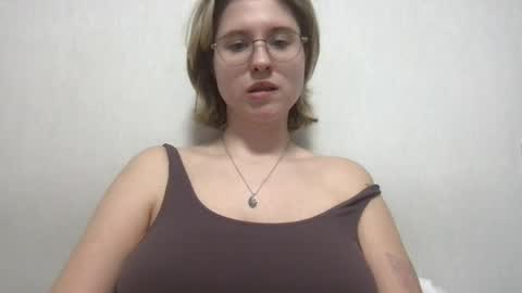 Inna  online show from March 2026 01:44:02 PM