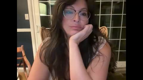 Snapshot of jellybeanin chatting on September 2025 06:24:01 AM Jelli online show from September 2025 06:24:01 AM