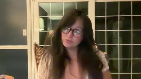 Snapshot of jellybeanin chatting on October 2025 09:40:01 AM Jelli online show from October 2025 09:40:01 AM