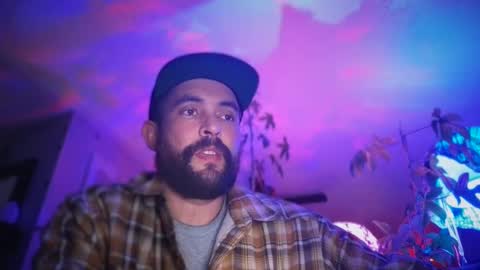 Snapshot of jellyfishfun chatting on February 2025 08:37:02 AM Guy Jones online show from February 2025 08:37:02 AM