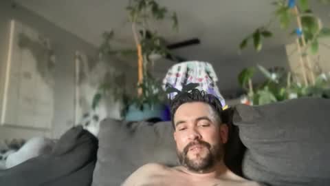 Snapshot of jellyfishfun chatting on November 2025 10:19:02 PM Guy Jones online show from November 2025 10:19:02 PM