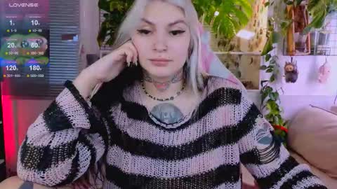 Snapshot of jelyaa chatting on November 2025 11:31:01 AM Jelya online show from November 2025 11:31:01 AM