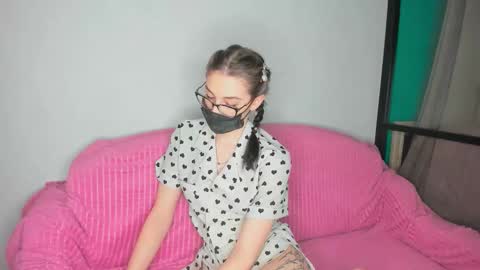 Molly online show from March 2026 10:59:02 PM